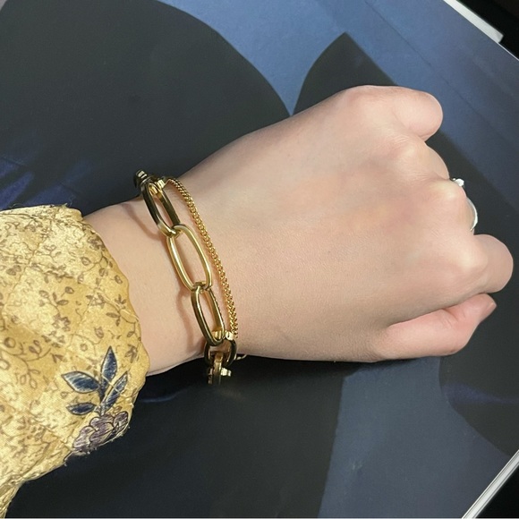 ✨Chic 18K Gold Plated Chain Bracelet ✨ - Picture 3 of 3